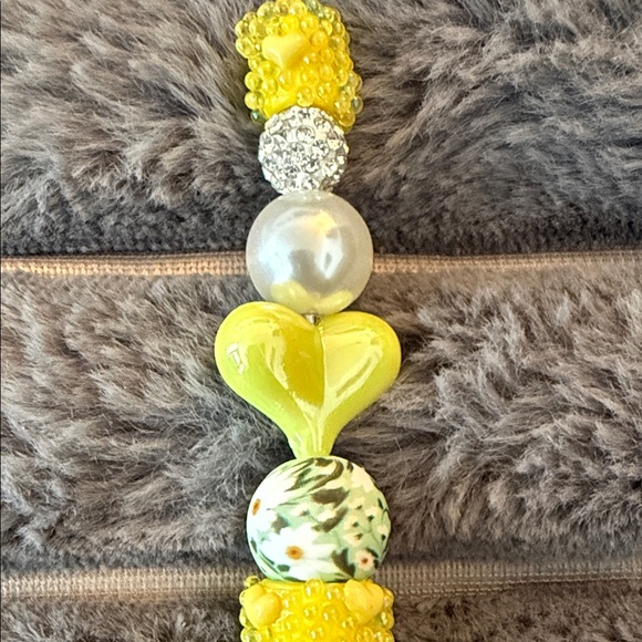 Yellow Beaded Decorative Pen - Picture 4 of 4